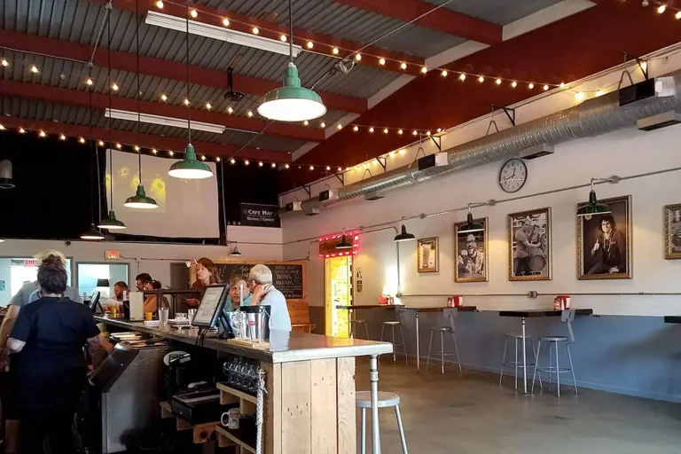 AB Breweries Cape May Brewing Company Taproom 2 Photo 768x512
